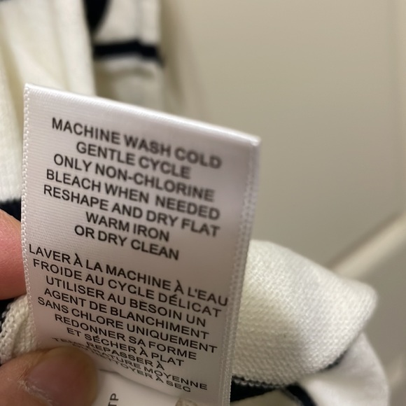 Banana Republic long sleeve striped sweater (sz l) - Picture 7 of 10